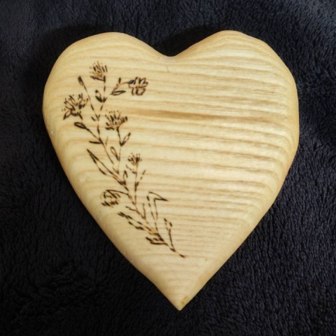wooden hearts 